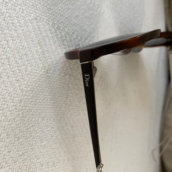 NWOT Brown Dior Sunglasses - Picture 2 of 6